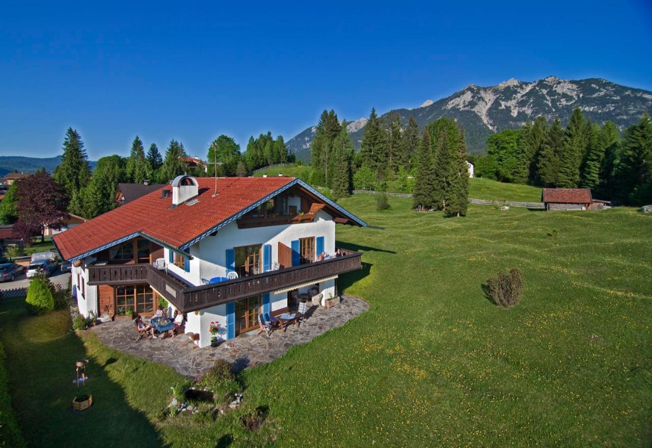 Ferienwohnungen Arnika Krün Exterior foto